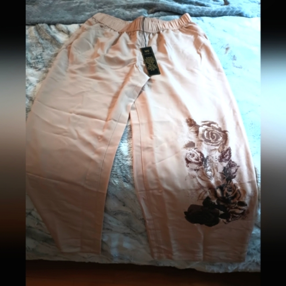 Diane Gilman DG Flower Flowy Pants